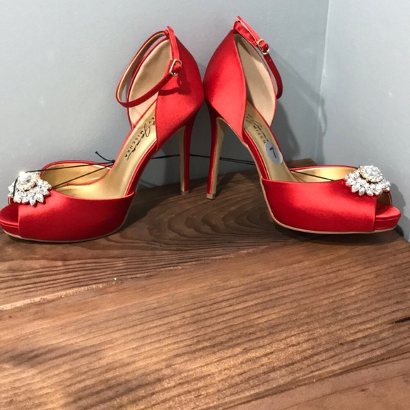 Sold - Picture 2 of 6